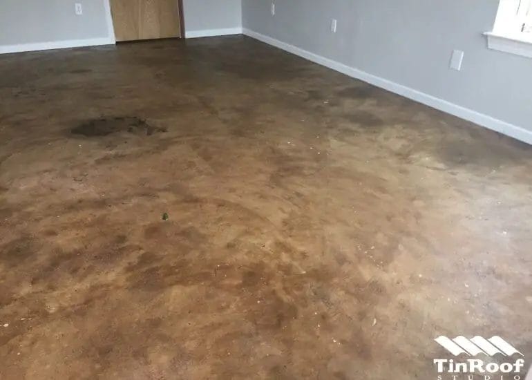 can you use wood stain on concrete