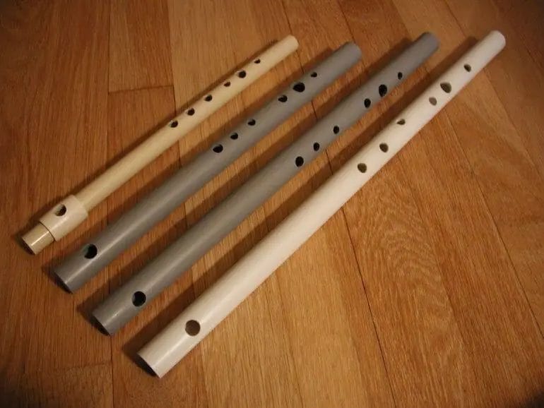 how to make a flute out of wood

