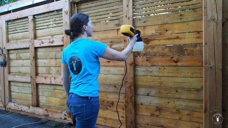 how to seal a wood fence