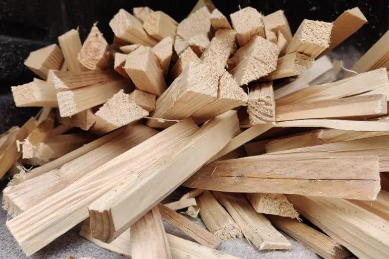 what is kindling wood
