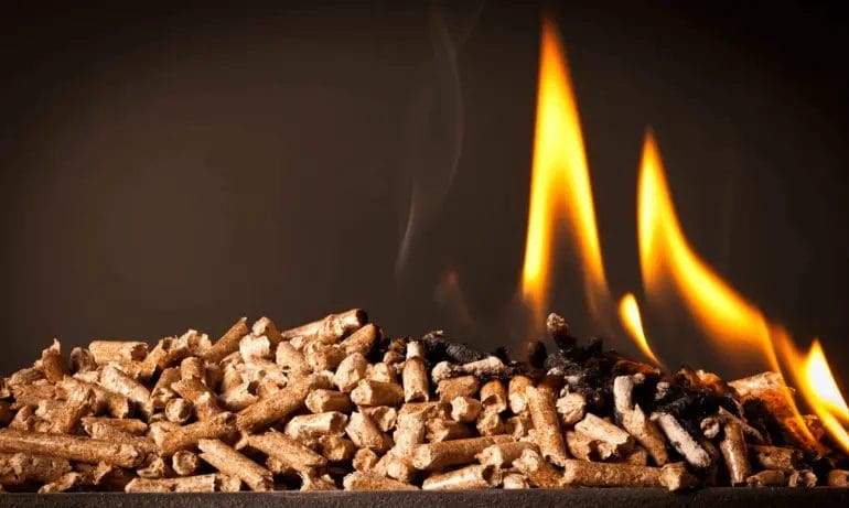 what are wood pellets used for
